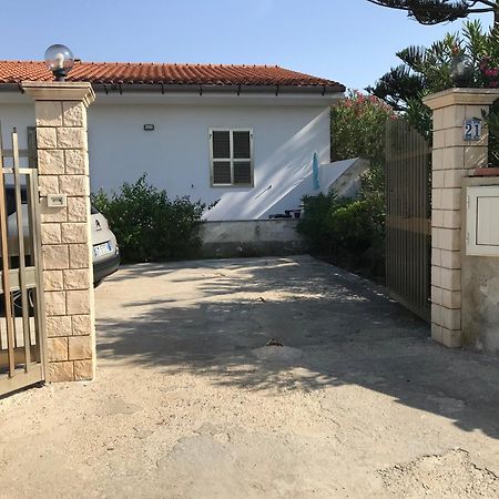 Villino Oleandro Villa Santa Maria Del Focallo Kültér fotó